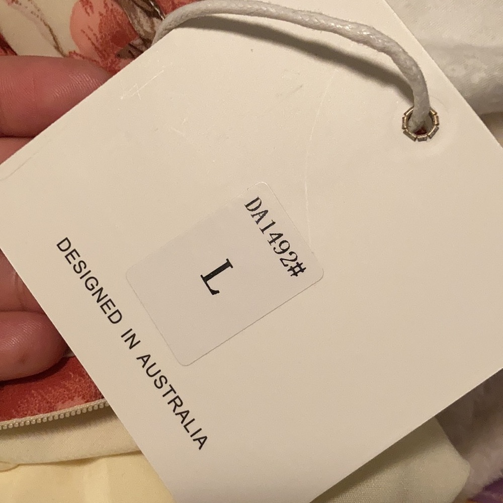 Chasing Sun Ruffle Dress In Rose Floral (L) - Picture 3 of 3